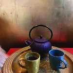 Δωμάτια σε οικογενειακή κατοικία Purple House