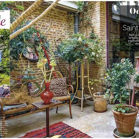 Rum i privatbostad Purple House *